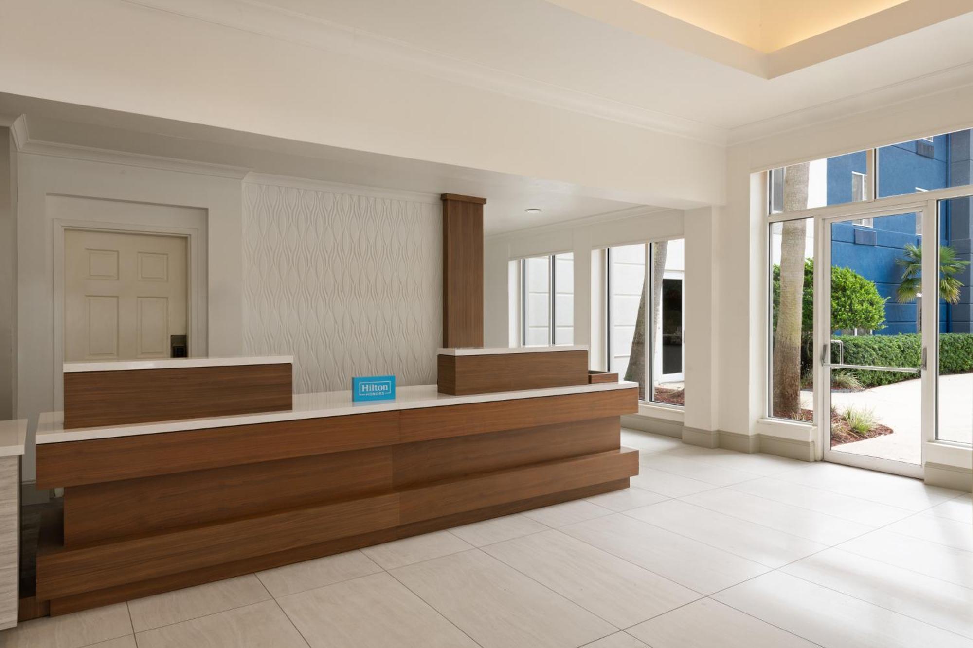Hilton Garden Inn Tallahassee Exterior foto